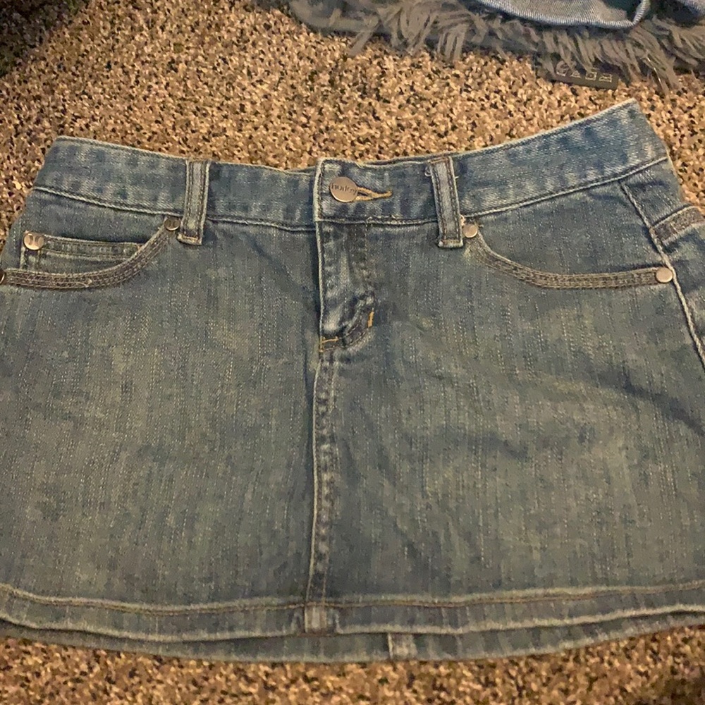 Hurley skirt size 3